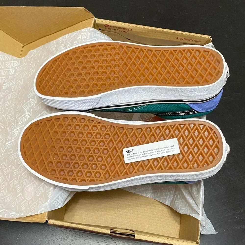 Brand New with box 5M/6.5W Vans Old Skool mix & match